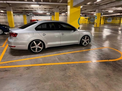 Volkswagen Jetta 2.0 Gli Std. Mt