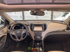 Auto Hyundai Santa Fe 2017 de único dueño en buen estado