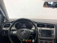 Auto Volkswagen Golf 2017 de único dueño en buen estado