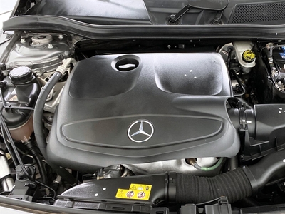 Mercedes Benz Clase A 1.6 200 Hatchback 2017