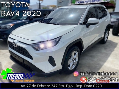 Toyota RAV4 LE 2020