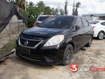 Nissan Versa SV 2014