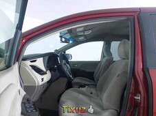 Toyota Sienna 2015 impecable en Juárez