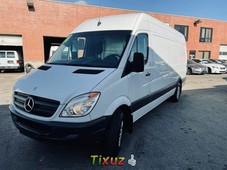 Venta de autos MercedesBenz Sprinter Cargo 2500 170 WB High Roof Cargo Van 2011 Camión usados a pr