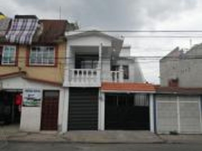 Casa en renta Avenida Santa Elena No 114, Mz 017, Rincón De San Lorenzo, San Lorenzo Tepaltitlán, Estado De México, México