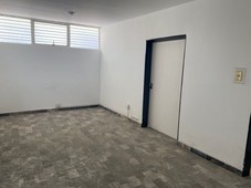 Casa en venta Av. Margaritas ideal para oficinas o escuelas Col Bugambilias