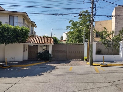 CASA DENTRO DE COTO ALTAMIRA A LA VENTA