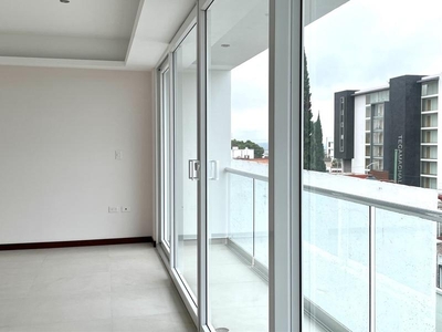 DEPARTAMENTO EN VENTA, CON TRES RECAMARAS Y DOS BAÑOS COMPLETOS, UN MEDIO BAÑO,