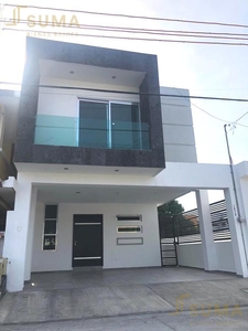 Doomos. CASA EN VENTA UBICADA EN COL. AMPLIACION UNIDAD NACIONAL, MADERO TAMAULIPAS.