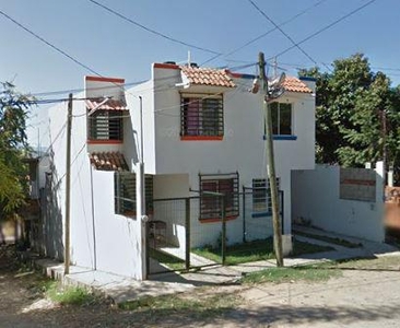 Doomos. Casa en Villa de Guadalupe Puerto Vallarta Jalisco de Remate Bancario