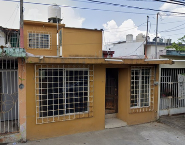 Casa En Remate Bnacario En Vistahermosa, (centro) Tabasco. (65% Debajo De Su Valor Comercial, Solo Recursos Propios, Unica Oportunidad.) -ekc