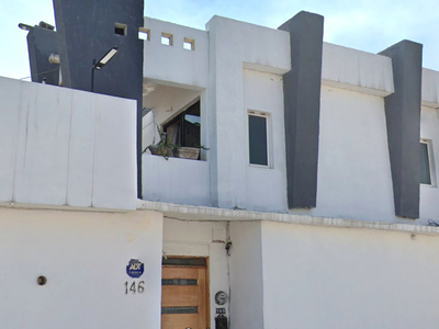 Casa En Venta En Cerradas Cumbres Monterrey, En Nuevo León En Calle De Cádiz. Cd*