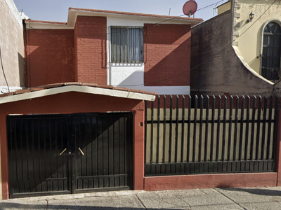 Casa en venta Valle De Ródano, Valle De Aragon 2da Sección, Ciudad Nezahualcóyotl, Estado De México, México
