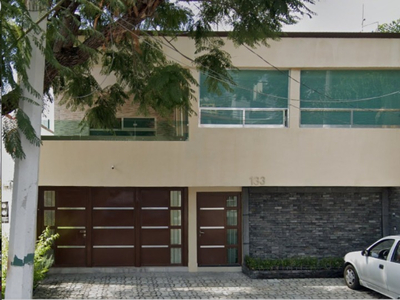 Gran Casa A La Venta Ubicada En Arboledas, Querétaro A Increible Precio De Remate Bancario