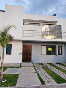 Hermosa Casa En Residencial San Isidro Juriquilla Querétaro