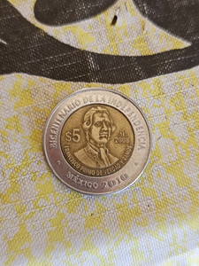 Moneda $5 Del Bicentenario De La Independencia