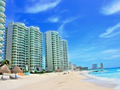 Doomos. DEPARTAMENTO EN RENTA BAY VIEW GRAND CANCUN