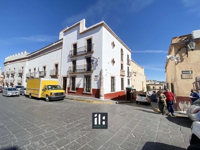 Edificio #VENTA Con 3 Departamentos y Local Comercial , Centro De Zacatecas.