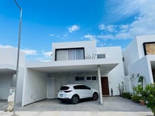 casa dentro de privada en venta cholul mérida yucatan
