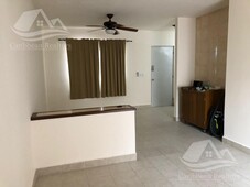 doomos. casa en renta en isla azul cancun