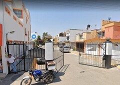 en venta, remate real, adjudicado , no fraudes casa en paseos de tultepec i 2 pagos - 1 baño - 60 m2