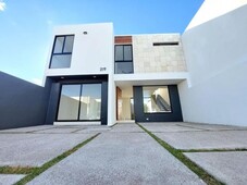 hermosa casa nueva en loretta primera seccion en aguascalientes