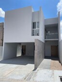 venta de casa en chihuahua, valdivia 3 590,000