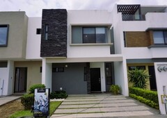 venta de casa en cumbres residencial