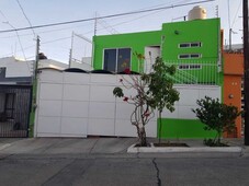 casa duplex en renta ubicado en jardines alcalde - paulino machorro