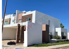 casas en renta - 215m2 - 3 recámaras - torrecillas - 18,000