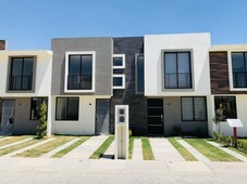 casas en venta - 118m2 - 3 recámaras - cuautlancingo - 1,380,000