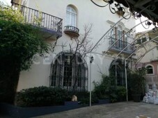 Residencia cerca de Palmas y del sector financiero, Lomas de Chapultepec.
