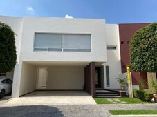 venta de casa en lomas de angelopolis