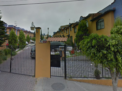 Casa en condominio en venta Calle Arce, Fracc Unidad San Buenaventura, Ixtapaluca, México, 56530, Mex