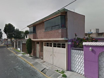 Casa en venta Calle Moctezuma 827, Barrio Coaxustenco, Metepec, México, 52140, Mex