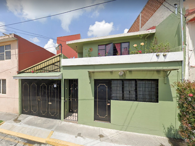 Casa en venta Calle Vicente Riva Palacio, Barrio San Isidro, San Mateo Atenco, México, 52105, Mex