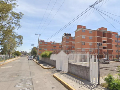 Departamento en venta Avenida De Los Robles, Condominio La Isla, Tultitlán, México, 54935, Mex