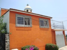 Residencia amueblada con alberca en Burgos, Cuernavaca