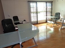 25 m se renta oficina equipada para 2 hasta 8 personas. cdmx