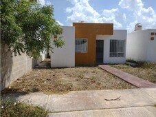 Doomos. Casa de Oportunidad en Almendros III en Caucel, Mérida, Yucatán