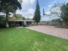 Residencia en venta para remodelar Club de Golf Hacienda