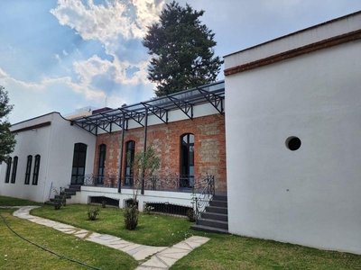 DISTINGUIDA CASA EN EL CENTRO DE COYOACAN