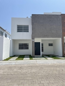 En venta casa nueva Fracc zona centro