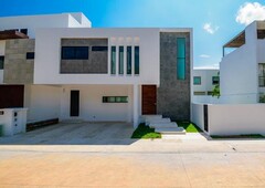 doomos. casa en venta en residencial arbolada, benito juárez, cancún, quintana roo.