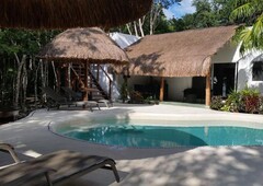 doomos. hermosa propiedad en la selva a solo 15 min del centro de cancun p2772