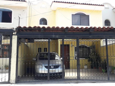 Casa en venta en Colonia Colli, Zapopan, Jalisco.