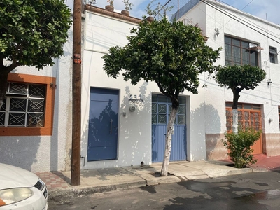 Casa / Hotel en Venta en Colonia Artesanos