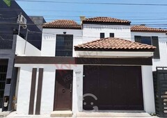 casa en venta en cumbres oro excelente