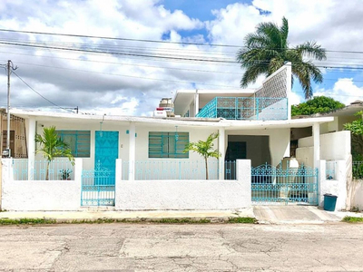 Casa En Venta En La Col. Alemán, Mérida Yucatán.