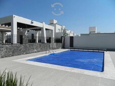 casa en venta con 4 recamaras, una en pb, en